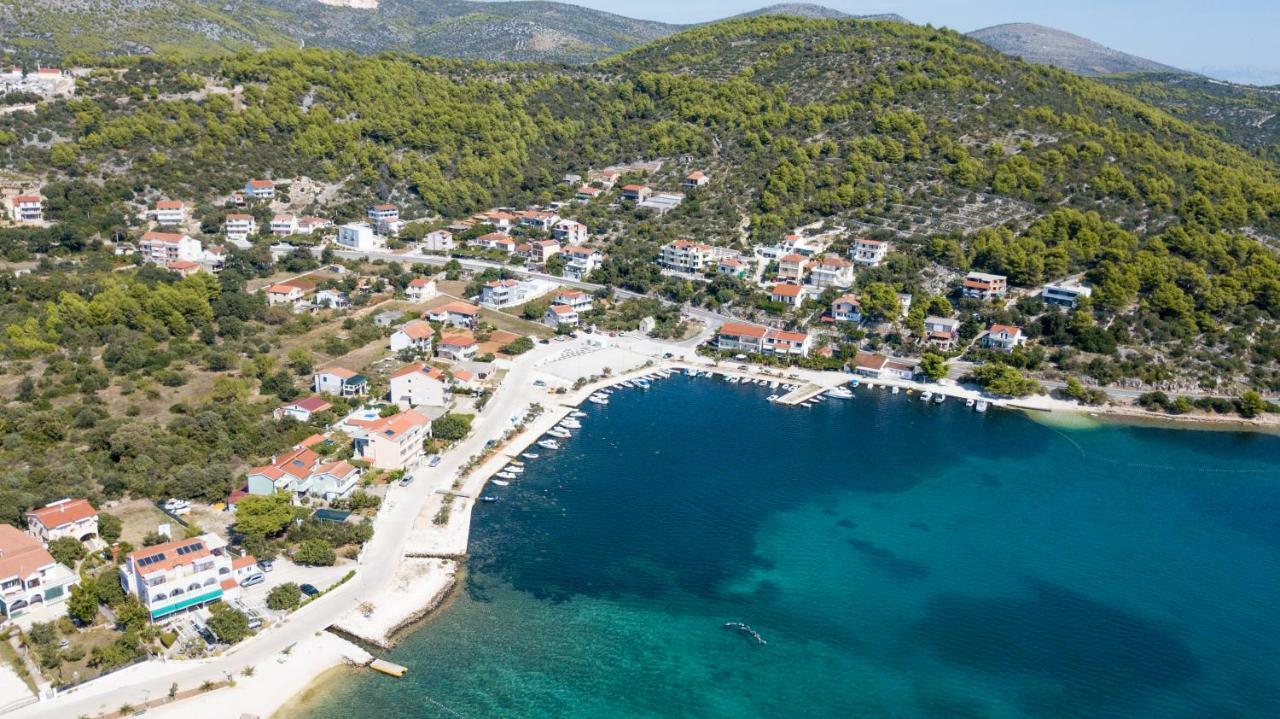 Gosselin Korculanin * Poljica (Trogir)
